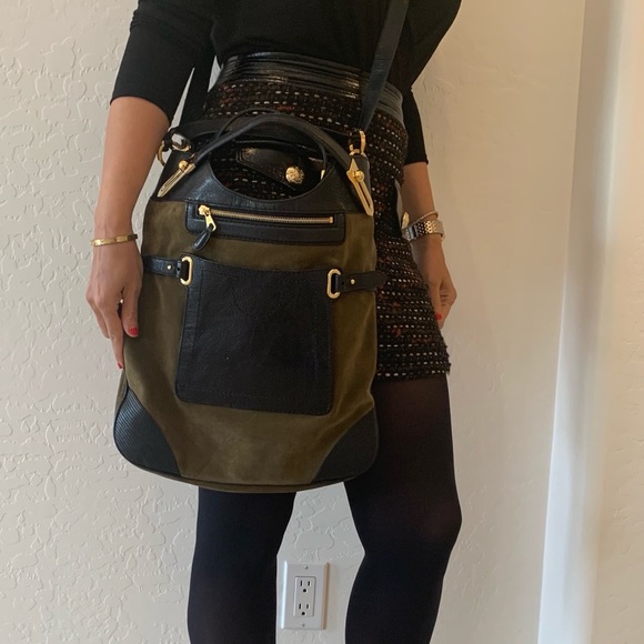 BALENCIAGA Suede Leather Tote Handbag,Olive Green. - Picture 6 of 13